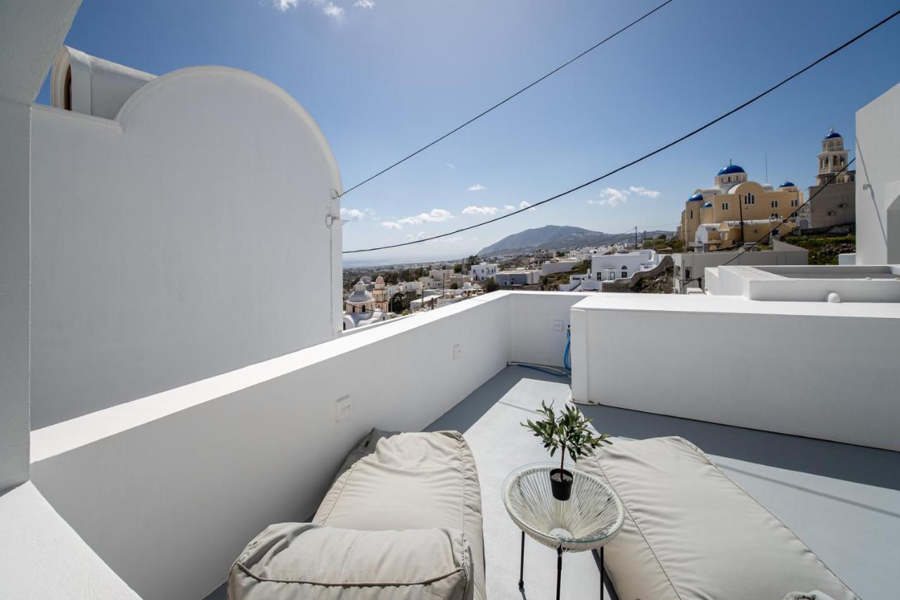 Cycladic Suites & Spa Тира Экстерьер фото
