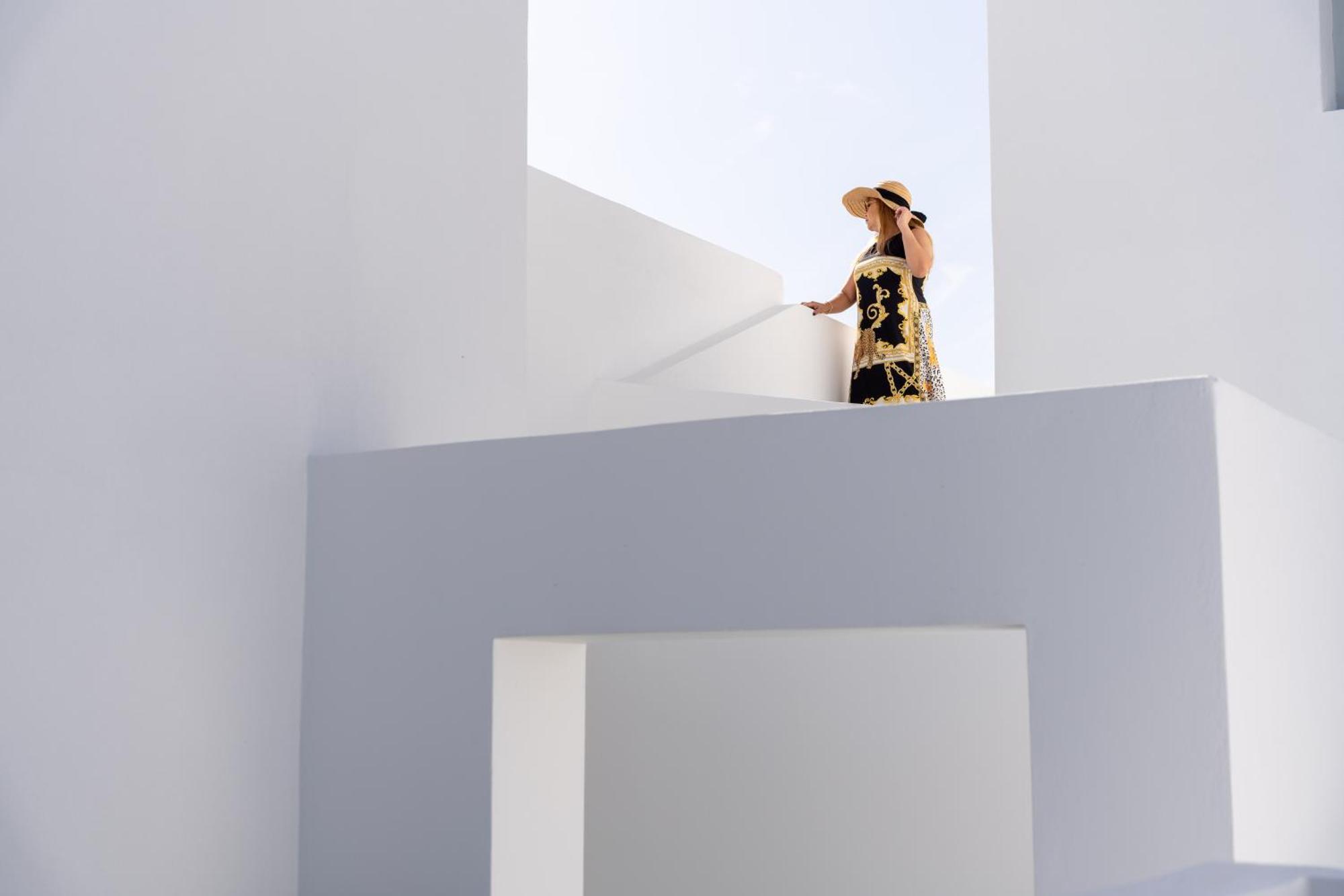 Cycladic Suites & Spa Тира Экстерьер фото